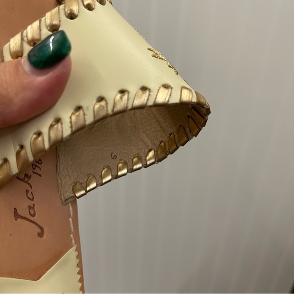 Jack Rogers Pineapple Sandal in Bone and Gold Sz 6 - Picture 6 of 11